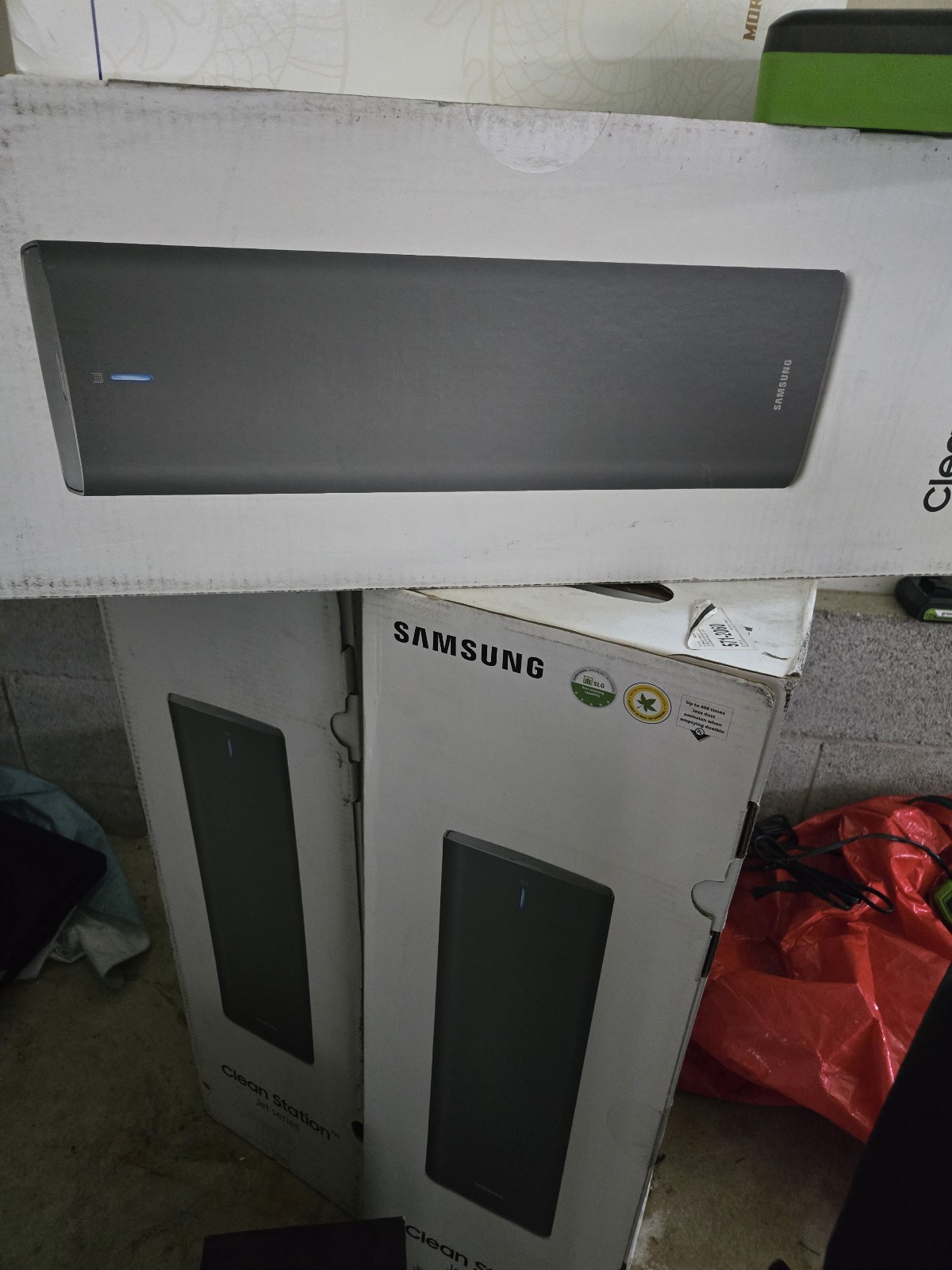 Samsung Clean Station for Jet Cordless Stick Vacuums, White VCA-SAE904/AA (New)