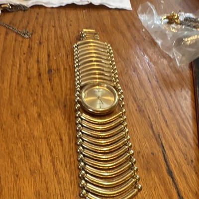 Pierre Balmain Vintage Quartz Gold Tone Analog Round Dress Bracelet Watch