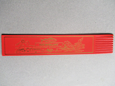 Leder LESEZEICHEN CORNWALL Newquay Strand Fisch Krabbe Fischerboot ROT unbenutzt