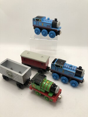 Thomas Wooden Railway Lot 5 Engines Percy Gold Dust Thomas Cars Gullane