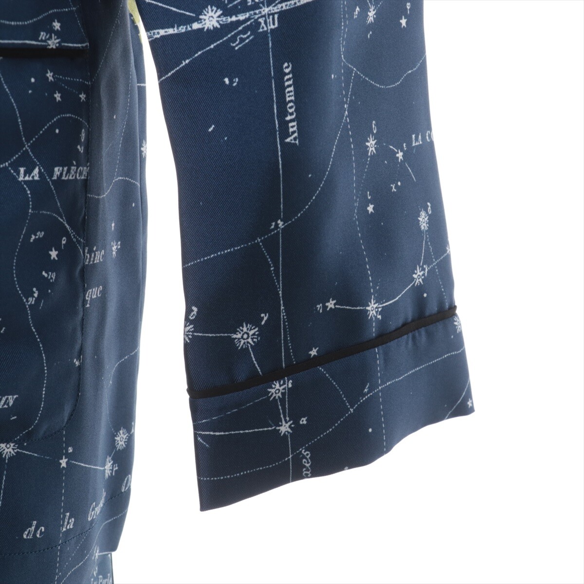 Christian Dior Zodiac 21SS Silk Setup tops 32 / 36 bottoms Christian Dior Zodiac 21SS Silk Setup tops 32 / 36 bottoms