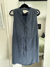 Cynthia Rowley Dress Women's Sz 2 Blue 100% Silk V-Neck Sleeveless Designer