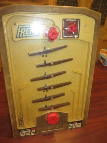 VINTAGE TOY VERTICAL PINBALL FRENZY GAME 1975 MARX