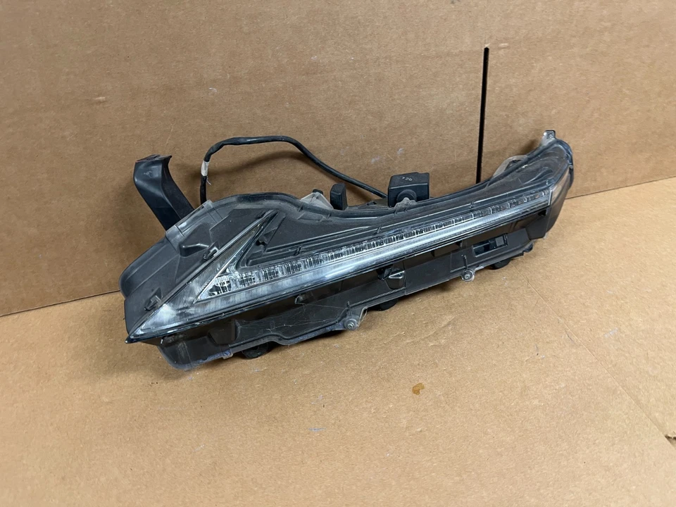 OEM 2017 2018 2019 2020 LEXUS NX200t NX300 NX300h СВЕТОДИОДНЫЙ СИГНАЛ / DRL ЛЕВЫЙ ХОРОШИЙ! - Изображение 2 из 4