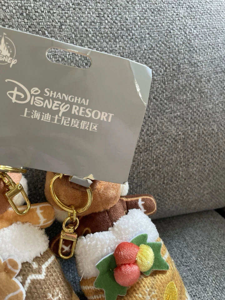 Chip & Dale 5" Bag Charm Plush Set Winter Christmas gingerbread man Disneyland  - Image 4 of 4