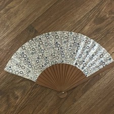 Vtg Folding Hand Fan Brown Plastic Bottom Fabric Blades Blue Gray Circles 16  W