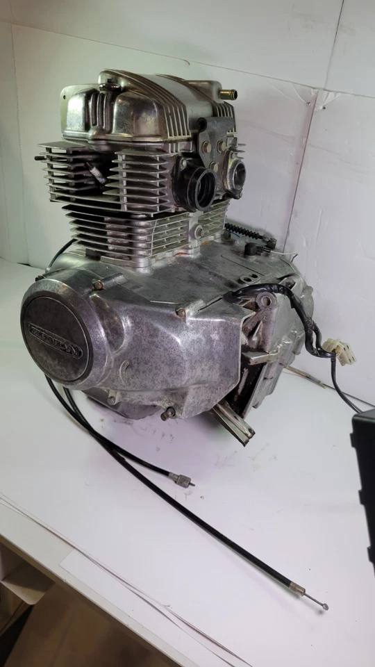 Honda Hawk I 400 Cb400t 1978 motor completo OEM Japón  Foto 3 de 4