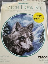 Wonderart latch hook kit Lone Wolf Opened Box Never Used Round 24"