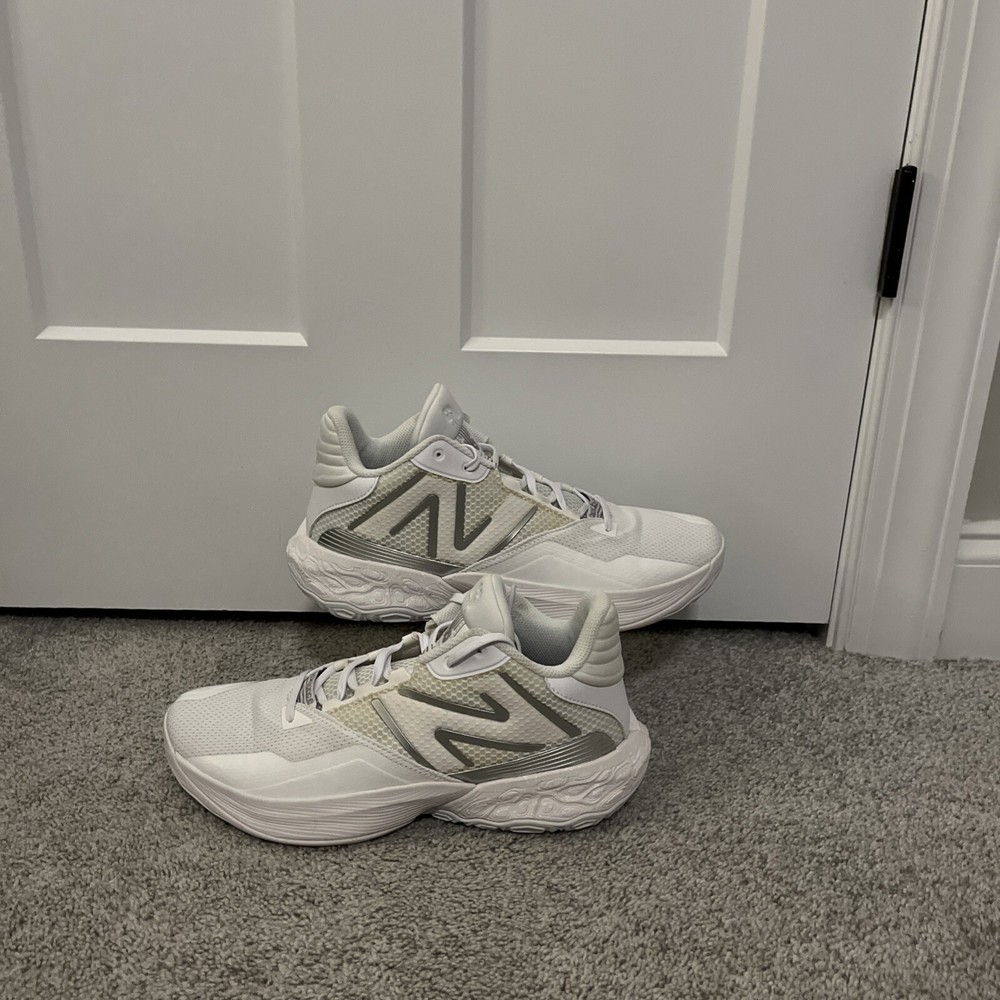 New Balance Two Wxy V4 Optic White Silver Men Size 8.5 US Like New  