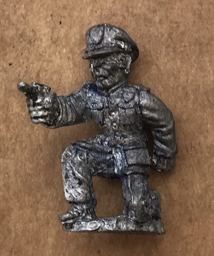 Vintage Metal Magic 1980s 25mm Dunwich Cthulhu C2003 “ Policeman c/w pistol “ ! - Bild 1 von 2