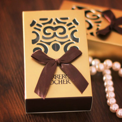 100pcs wedding favor Sugar Chocolate Hollow carta scatole