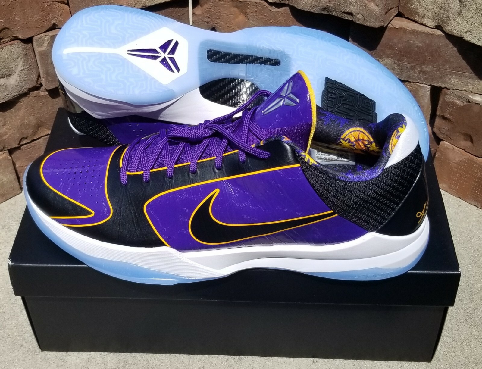 champs kobe shoes