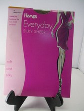 New HANES Everyday Pantyhose, Size EF, Barely There, Reinforced Toe, OJ089, NOS