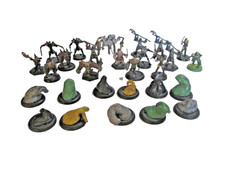 Dungeons  Dragons D D Miniature Lot of 28 Figures Pathfinder Mage Knight RPG