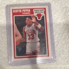 Fleer 1989-90 Base Set #23 Scottie Pippen Chicago Bulls NBA Basketball Card