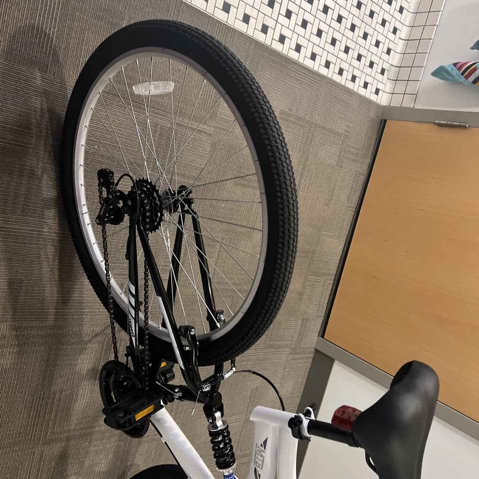 Bicicleta de montaña 27,5 pulgadas MTB Bicicleta 18 velocidades Ciclismo deportivo para adultos mujeres hombres Foto 3 de 4