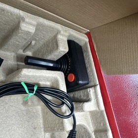 Atari Flashback 8 Classic Game Console 105 Built In Games in Box-S