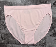 NWOT VICTORIA'S SECRET LIGHT PINK SEAMLESS STRECH HIGH LEG BRIEF PANTIES