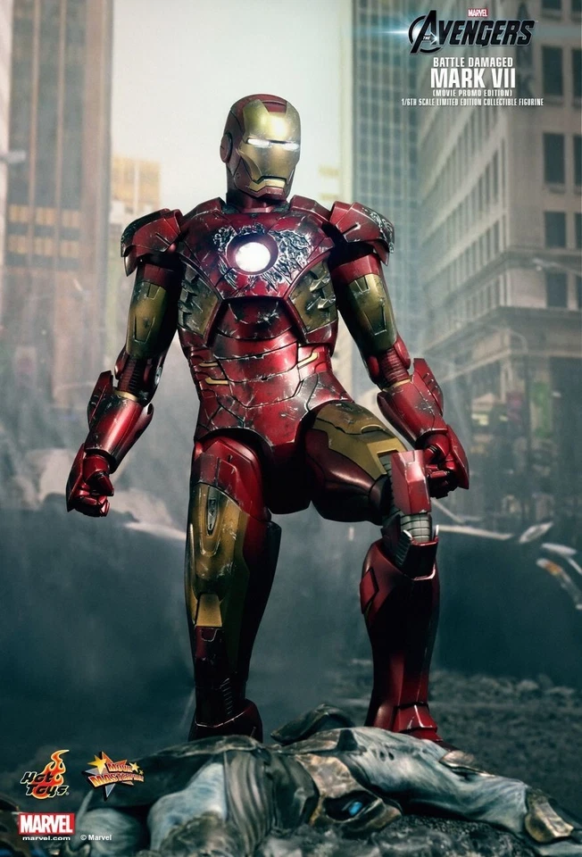 Iron Man Mark VII Battle Damaged Version - Hot Toys MMS 196 The Avengers - Immagine 3 di 4