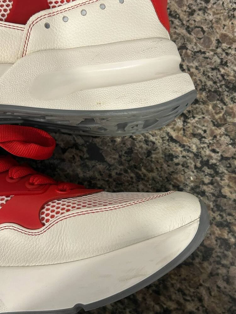 Alexander McQueen Oversize Runner Lowtop in Red Men display picture 1