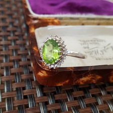 Ladies Sterling Silver Ring Peridot Gemstone Jewellery UK Size P / US 8 / EU 57
