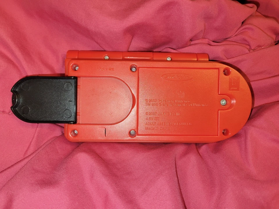 Pokémon Pokédex Juego Portátil 2007 Nintendo Jakks Edición Pacífico Foto 3 de 3