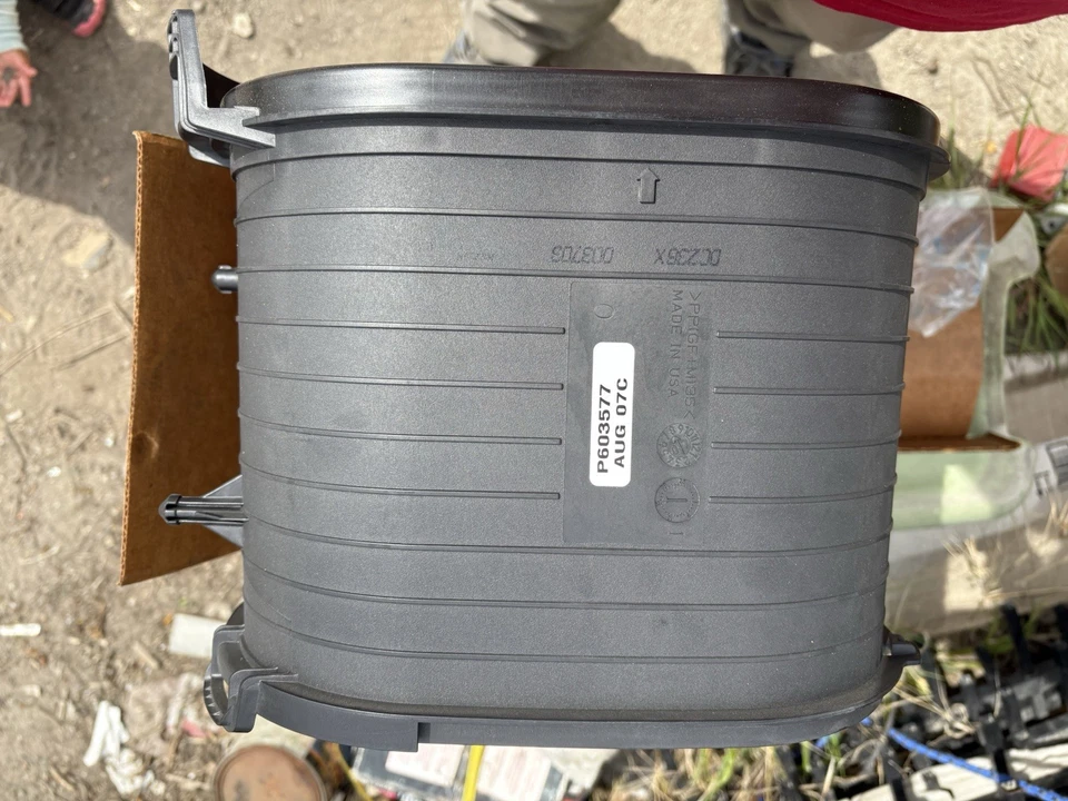 CA9516 FRAM Filter fits 2003-2007 Ford F-250 Super Duty,F-350 Super Duty F-450 - Image 3 of 4