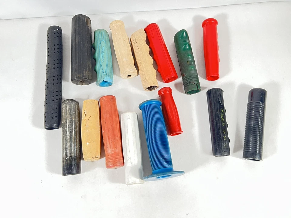 LOTE DE EMPUÑADURAS DE BICICLETA VINTAGE BARRAS DE 1/2 3/4 PULGADAS VARIOS TAMAÑOS EMPUÑADURAS DE BICICLETA VINTAGE Foto 4 de 4