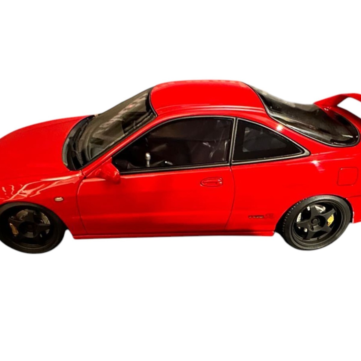 Honda Integra DC2 Type R Red IGNITION MODEL 1/18 IG3056 Honda Integra DC2 Type R Red IGNITION MODEL 1/18 IG3056