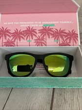 Goodr Unisex Vincent  s Absinthe Night Terrors Polarized Sunglasses Black Green