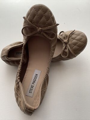 Steven Madden Wanted Quilted Round Toe Ballet Flats Women Sz F18