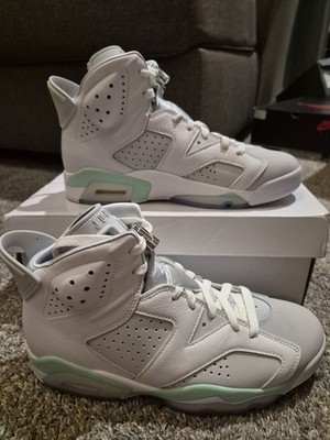 NIB Nike Air Jordan 6 Retro ''Mint Foam'' Women's Sneaker Size 9