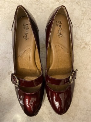 Euro Soft by Soft Shoes Burgundy Patent Leather SIZE 9M