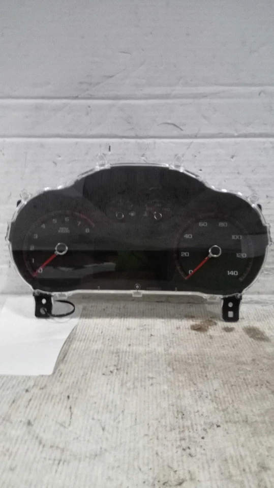 GMC Canyon 2015 velocímetro medidor OEM marrón 127 k kilometraje NJ25-20421-498592 Foto 2 de 4