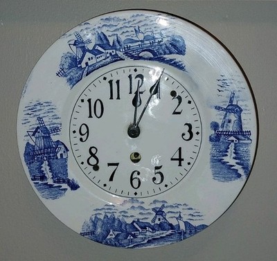 VTG Gustav Becker Porcelain Wall Clock Dutch Scenes  Blue & White - WORKS Nicely