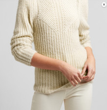 Women's Express Metallic Knit Stitch Sweater in Oatmeal sz S NWT 80R