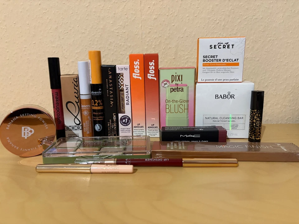 Beauty Box - Kosmetik - Luvia, Babor, Mac, Anastasia, Pixi ....