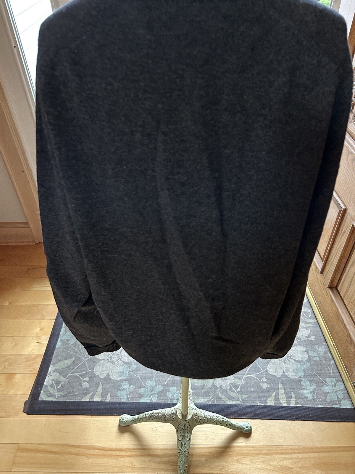 Maglione uomo Yves Saint Laurent taglia 46” (L XL) grigio scuro