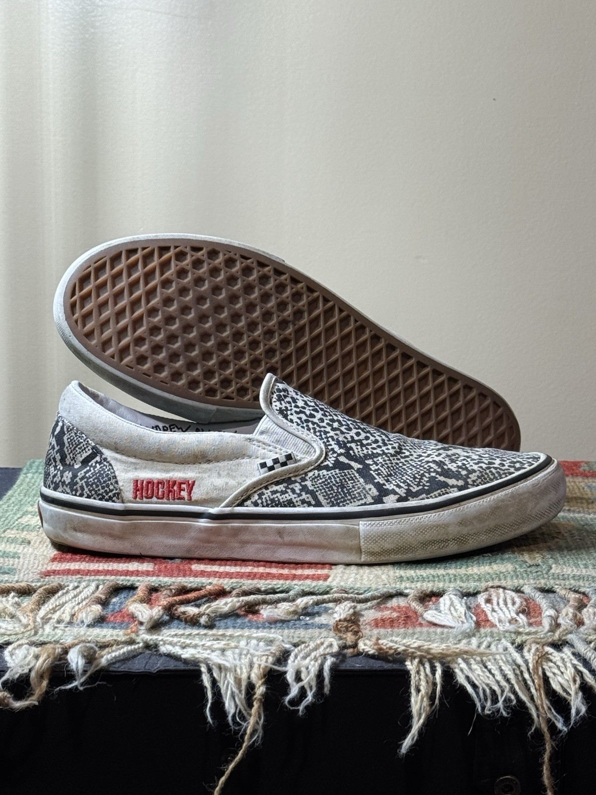 Vans Hockey Andrew Allen Slip On Pro Size 10.5M Skate Shoes Snake Print Design