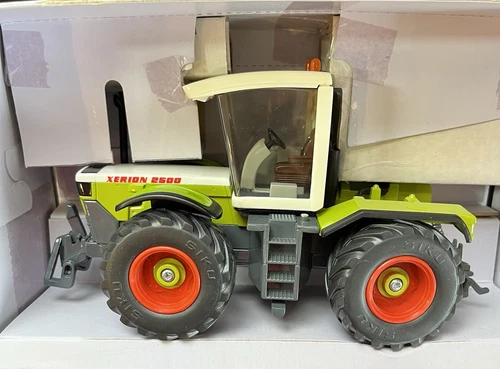 TRACTOR CLAAS XERION 2500 DIECAST 1:32 - Imagen 2 de 8