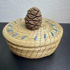 VTG Handmade Pine Needle Basket  Pinecone Handle, Beaded, Lined  Oval, 4"