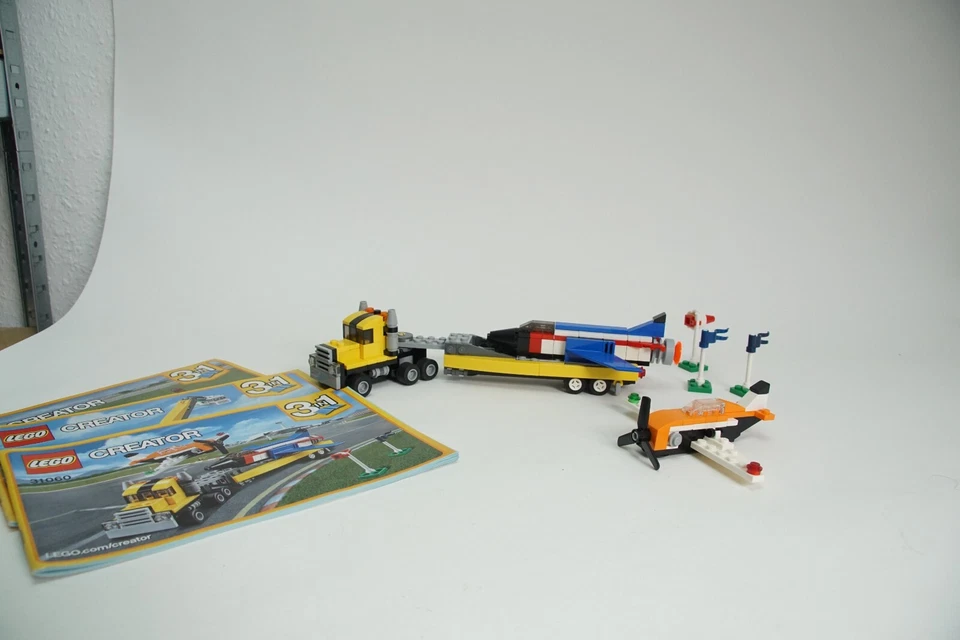 LEGO Creator 31060 Airshow Aces, Foto 2 von 3