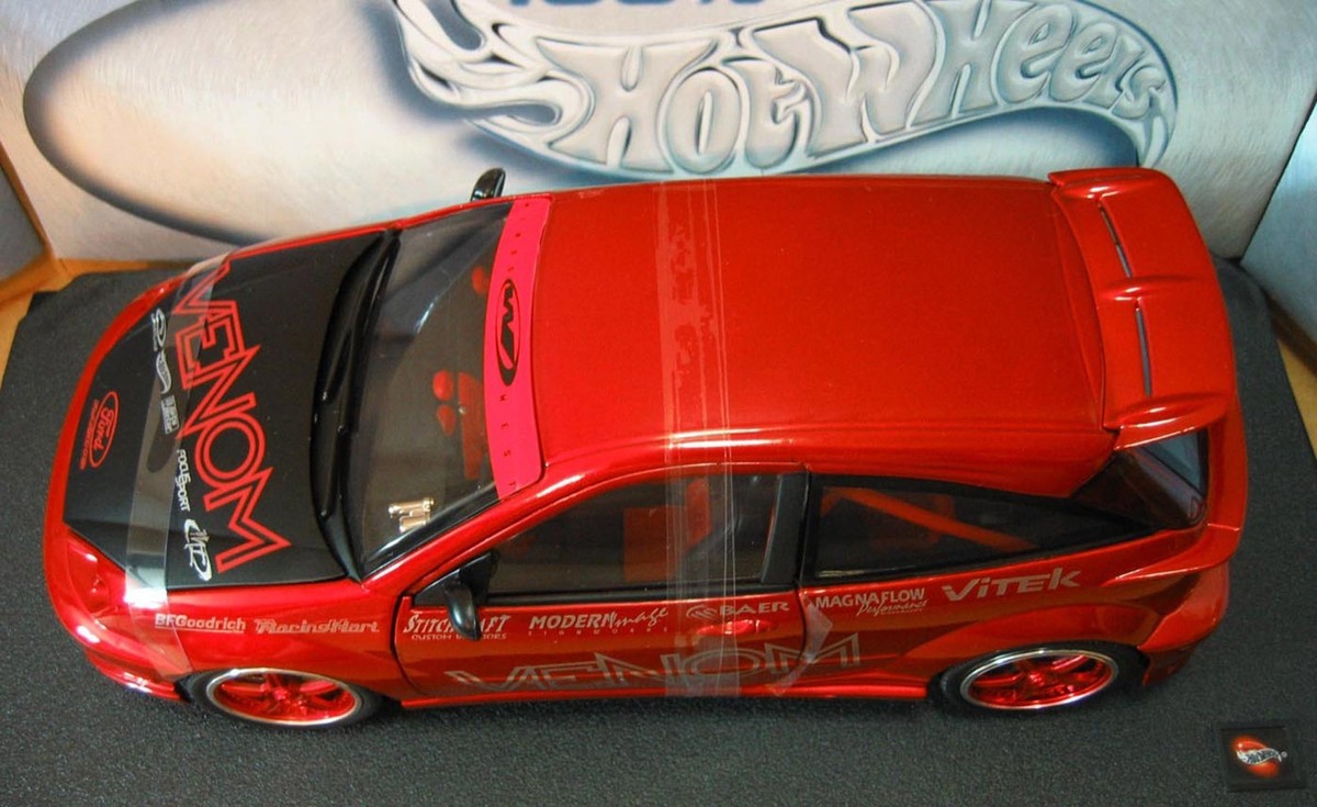 Hot Wheels Ford Focus Wings West Venom Red Car Die-Cast 1:18 Scale 