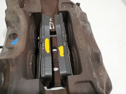 04-10 Juego de pinzas de freno delanteras Brembo izquierda derecha Volkswagen Touareg 4 pistones - Imagen 7 de 12