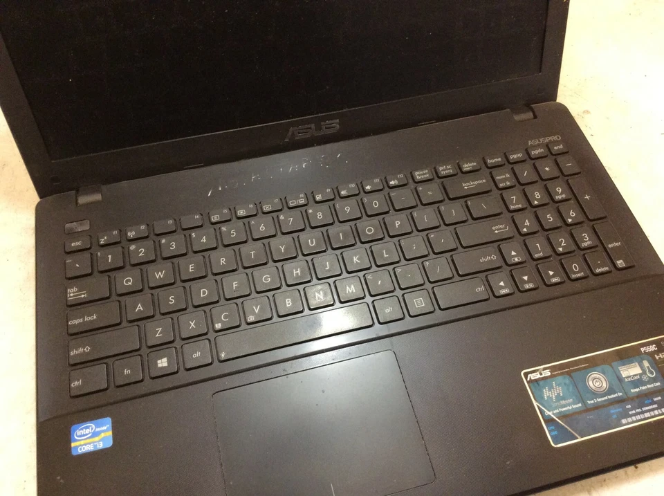 ASUS P550C Laptop 15" Intel Core i3 lässt sich nicht einschalten -pp - Bild 2 von 4