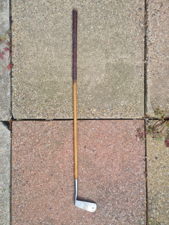 Vintage Spalding Argyll Hand Forged Model L Putter With Wooden Shaft 32.5" - Image 4 of 4