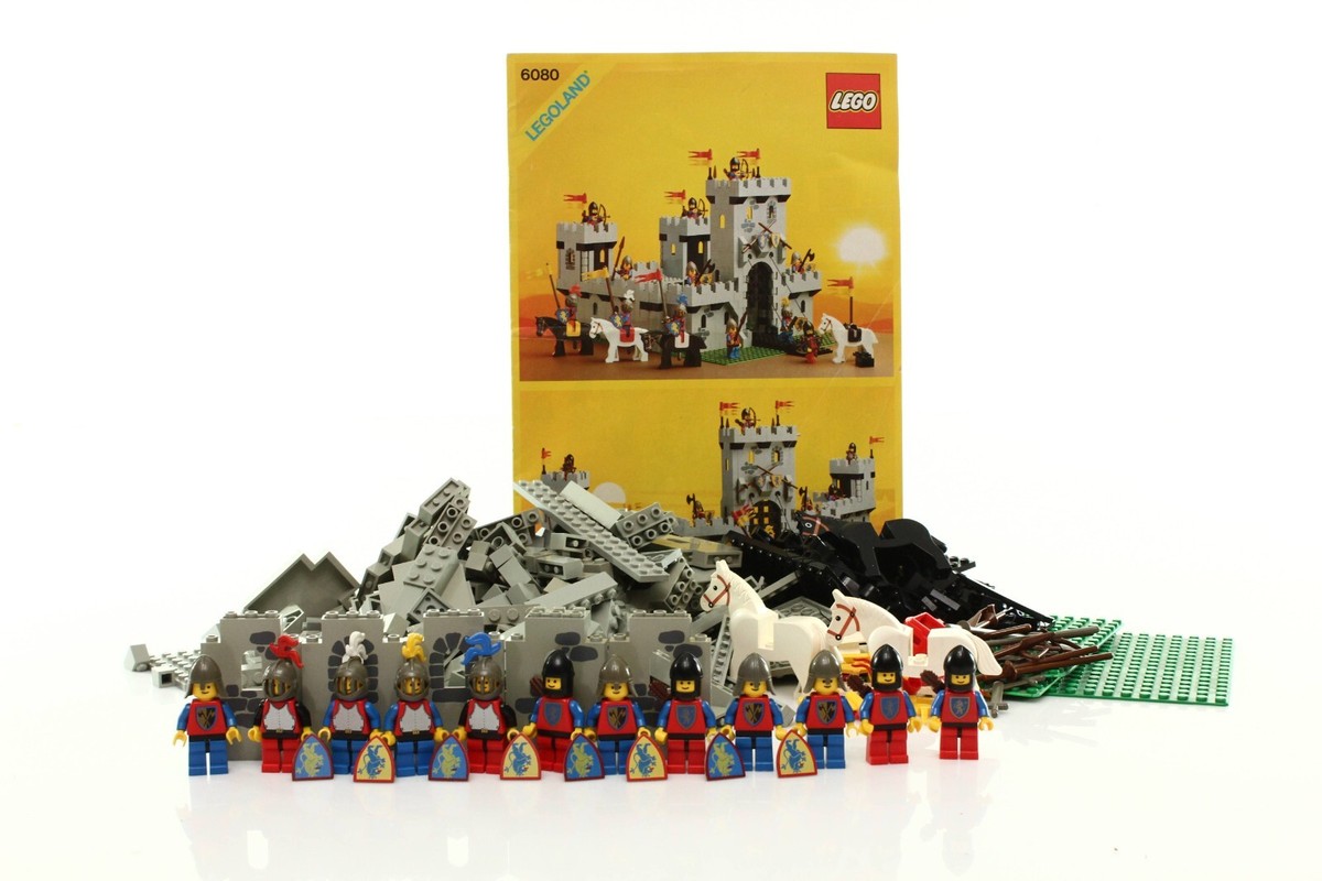 Lego Castle Lion Knights Set 6080 King's Castle 100% complete 1984