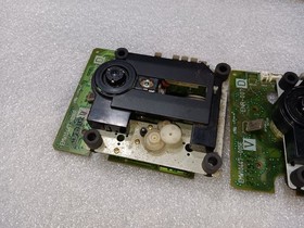 Sega Saturn **ENR-007 D** ONLY DEFECTIVE DONOR DRIVES x3-ISSUES-INTACT-PARTS-SEE