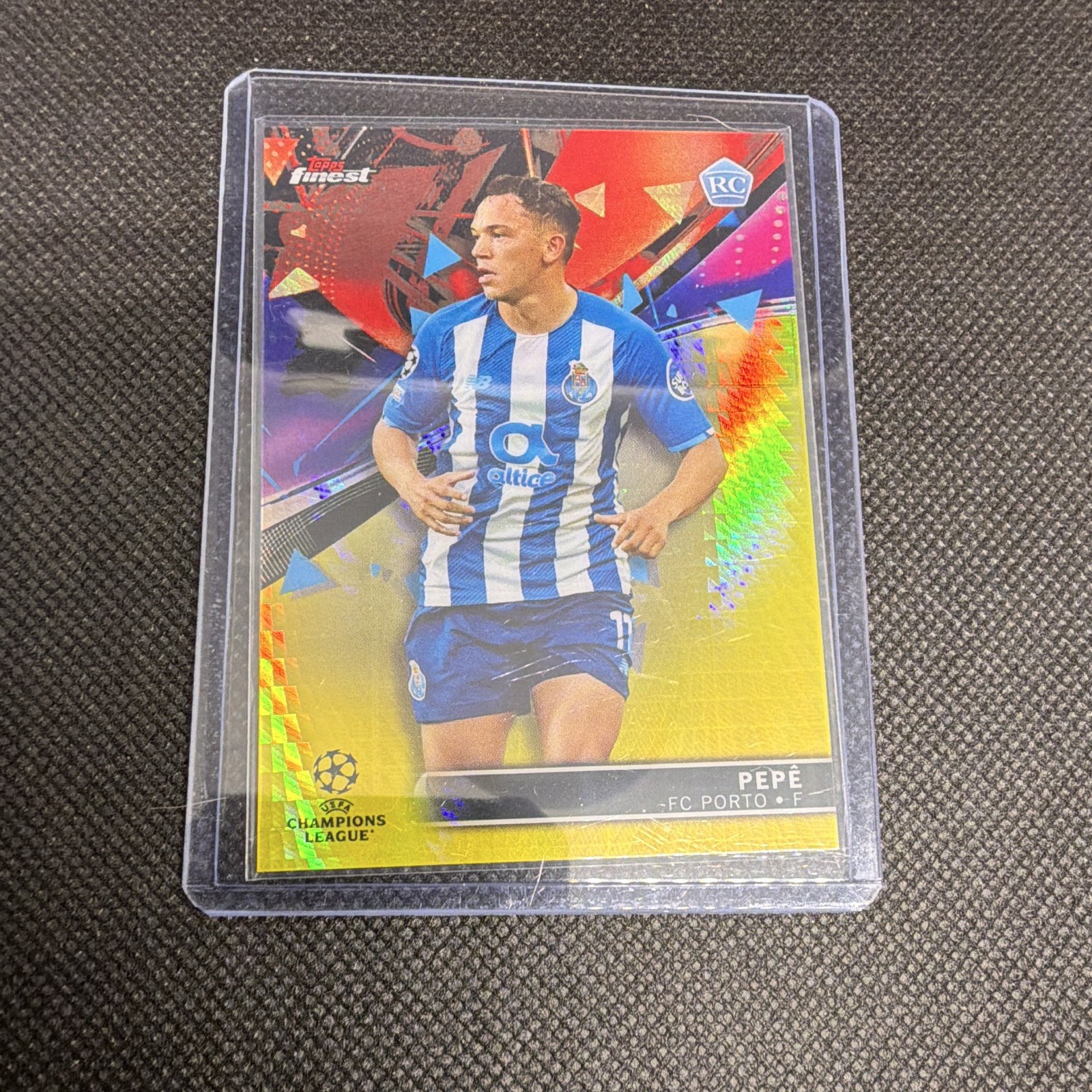Topps Finest UEFA Champions League 2021-22 Pepê Porto #7 RC Yellow 81/250