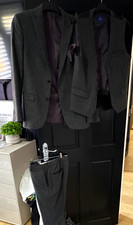 NEXT Tailoring Men’s Grey Herringbone Slim Fit 3 Piece Suit 38R W30 L33